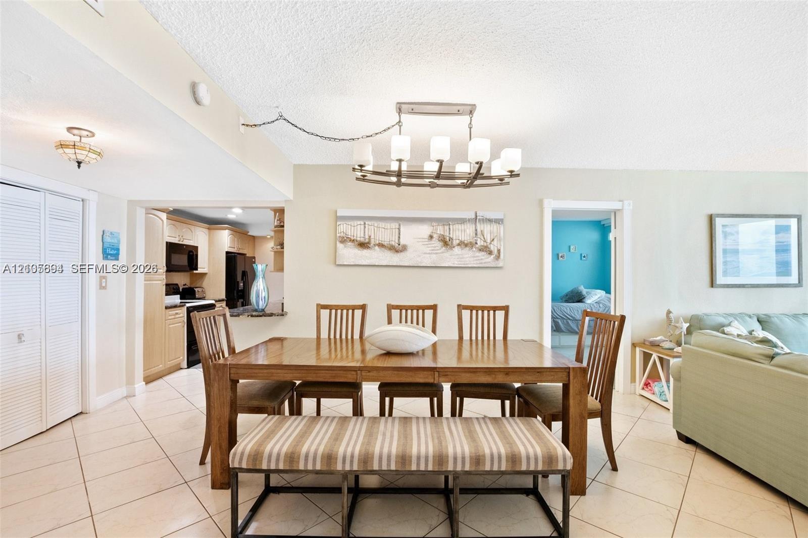 5401 Collins Avenue gallery image #12