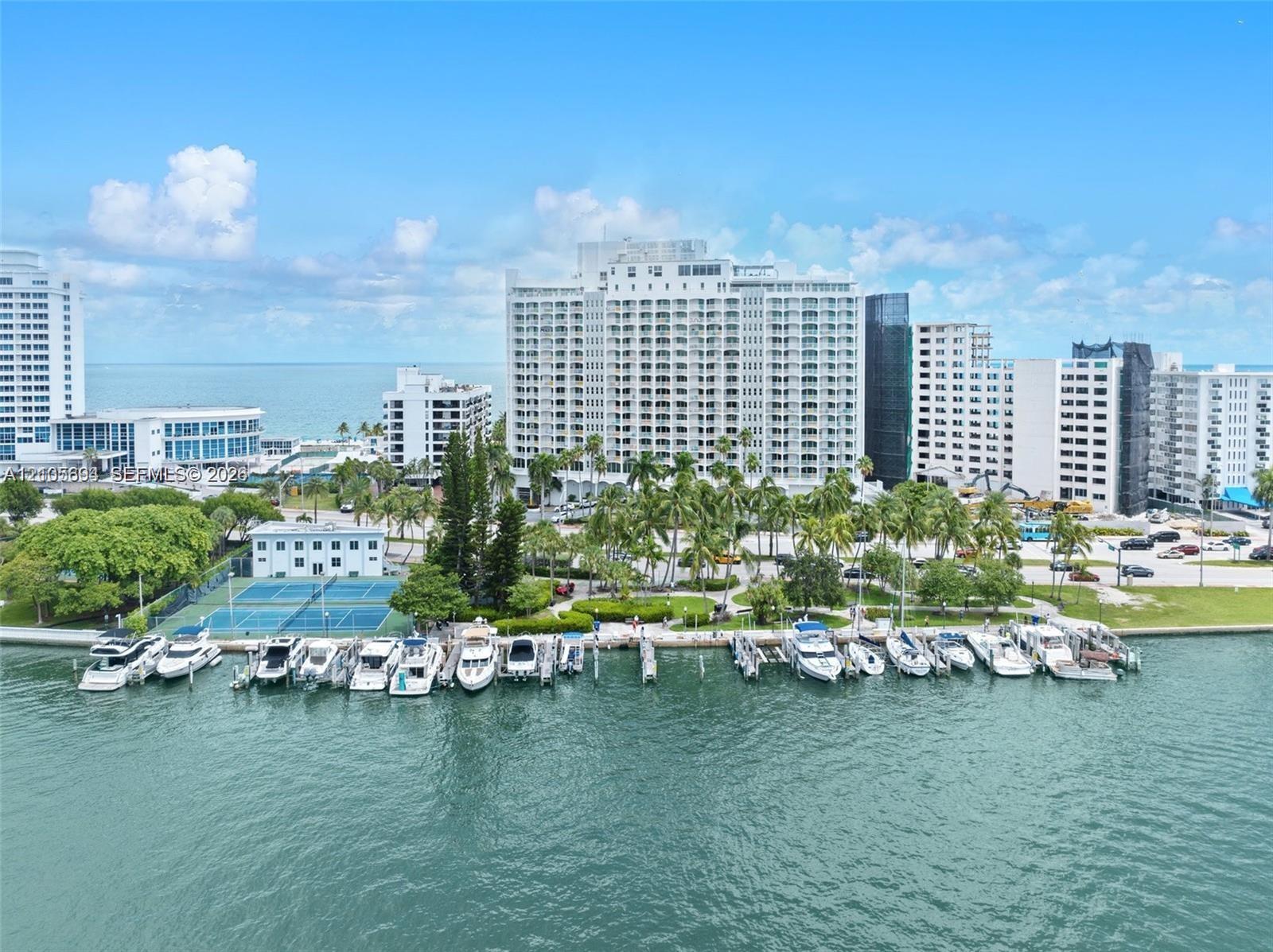 5401 Collins Avenue gallery image #36