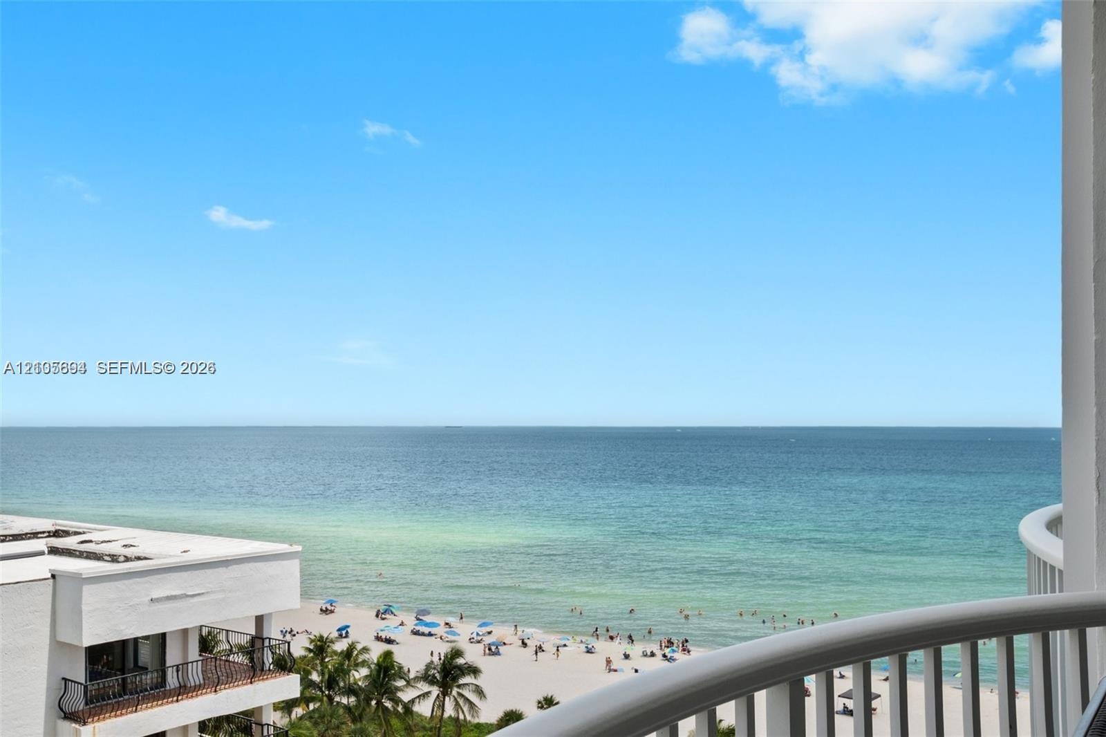5401 Collins Avenue gallery image #7