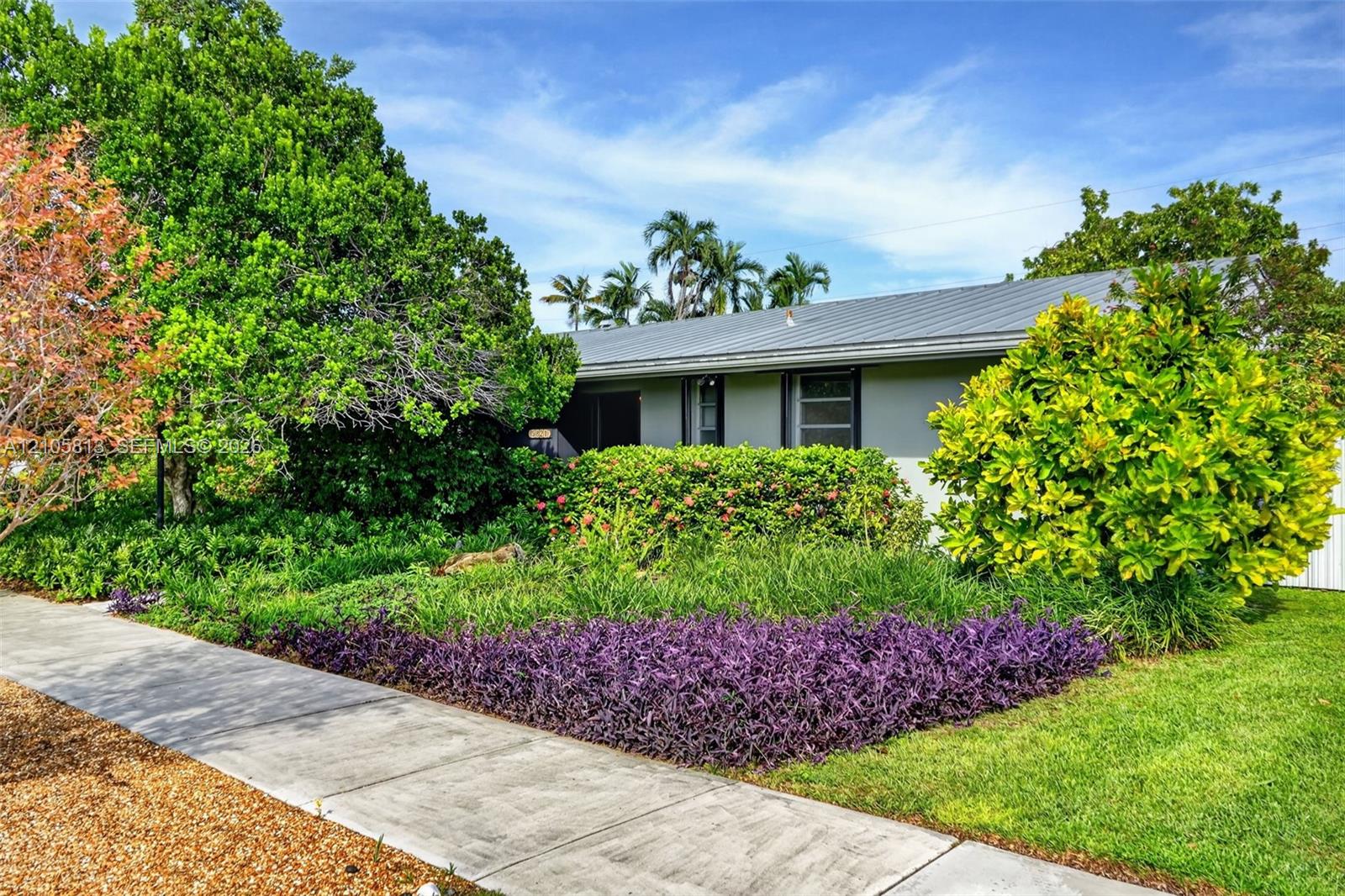 5821 SW 89th Place