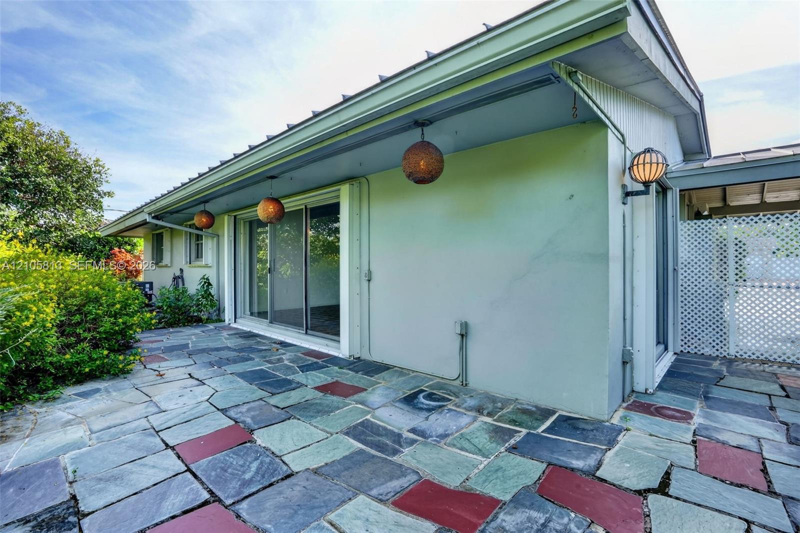 5821 SW 89th Place