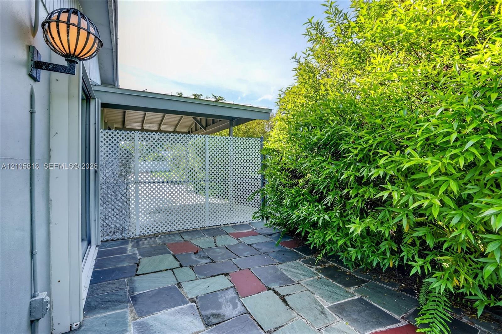 5821 SW 89th Place