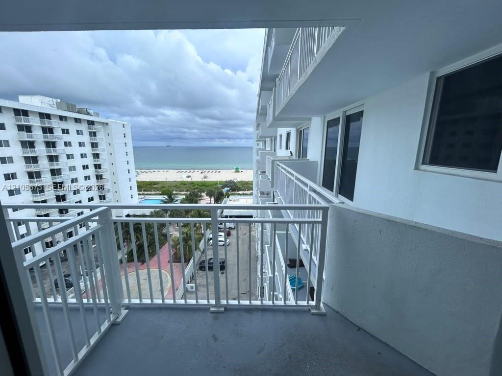 345 Ocean Drive gallery image #11