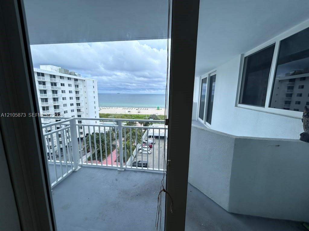 345 Ocean Drive gallery image #12