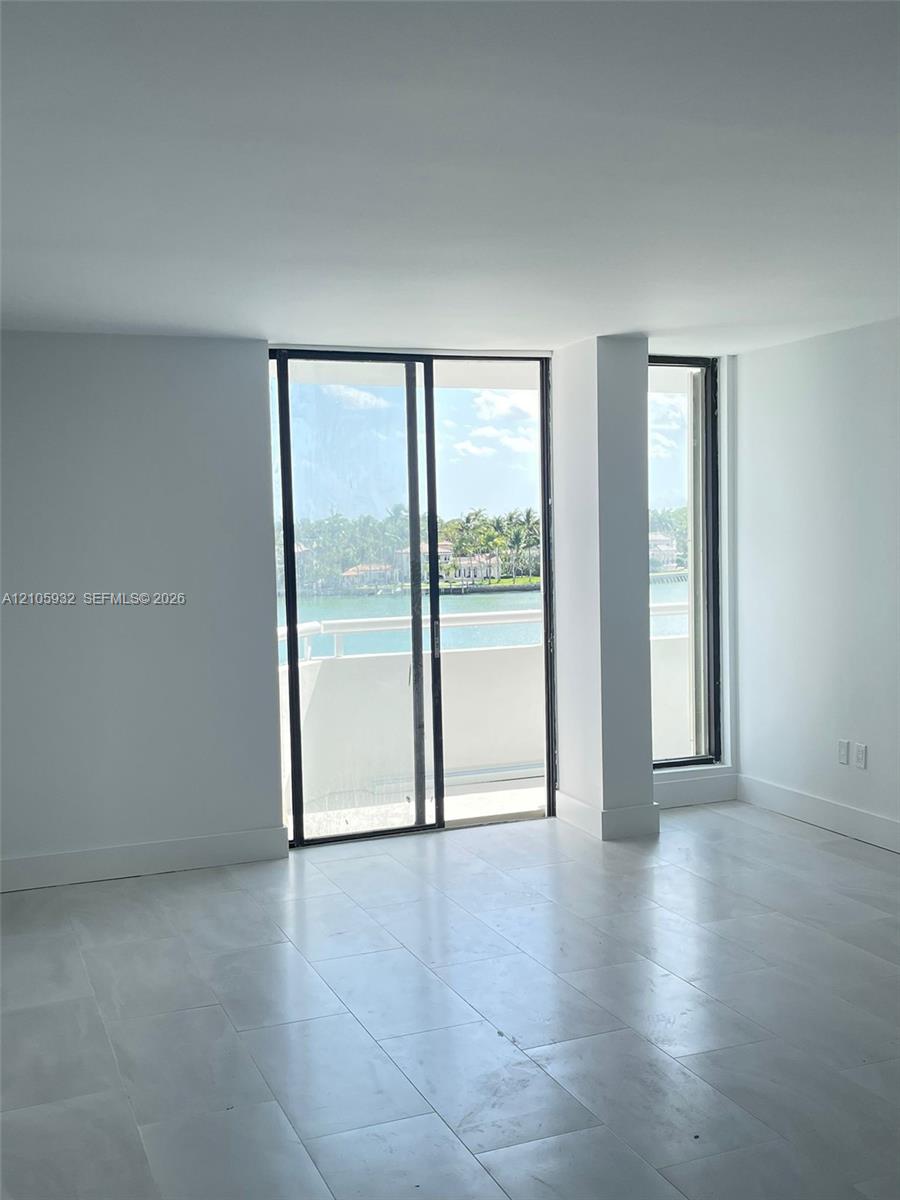 6820 Indian Creek Drive gallery image #2