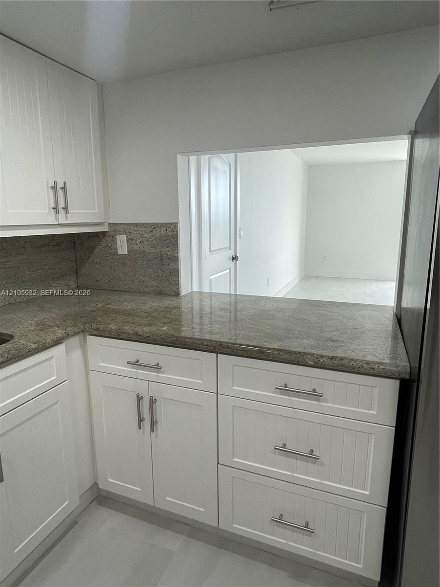 6820 Indian Creek Drive gallery image #20