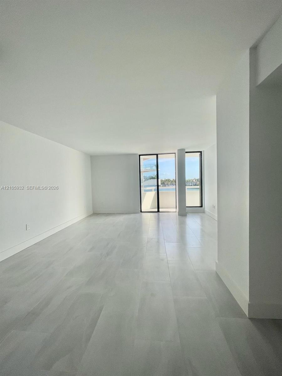 6820 Indian Creek Drive gallery image #3