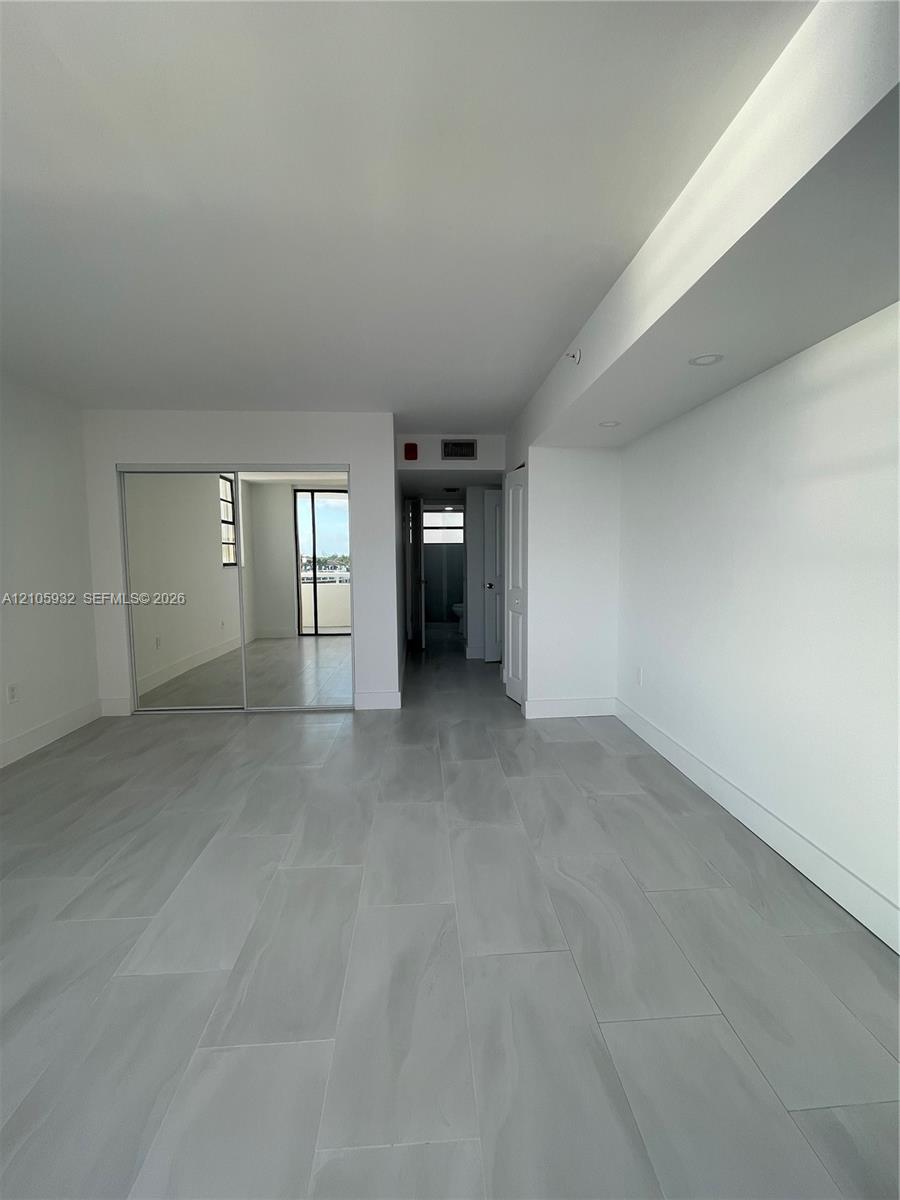 6820 Indian Creek Drive gallery image #4