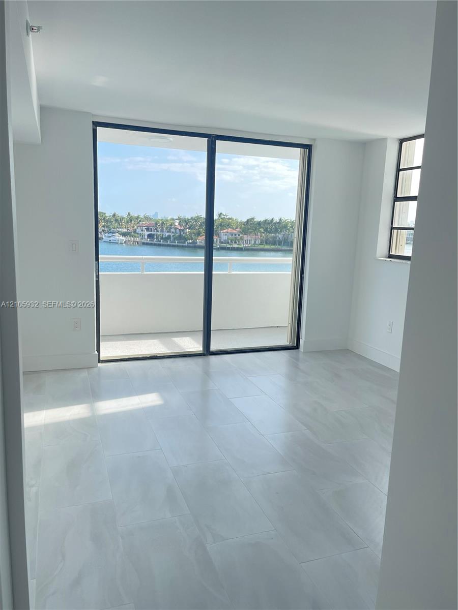6820 Indian Creek Drive gallery image #6