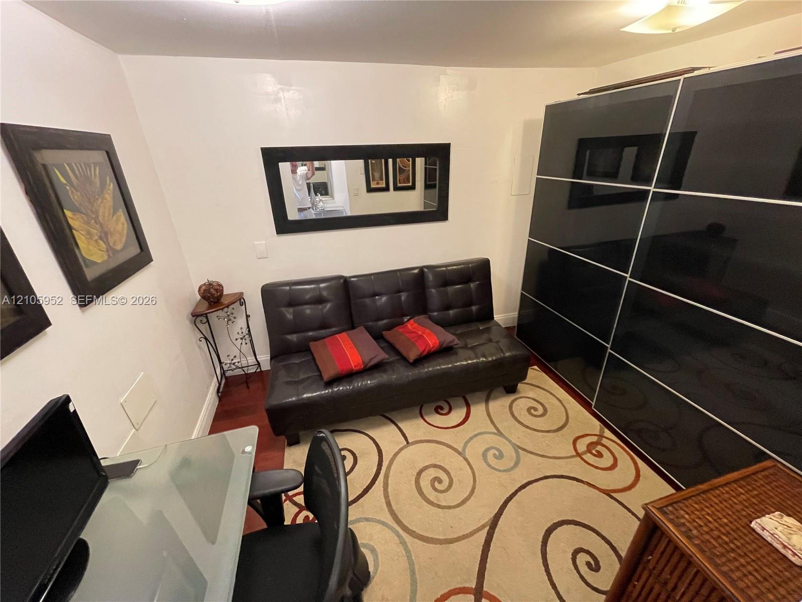 1020 Meridian Avenue gallery image #6