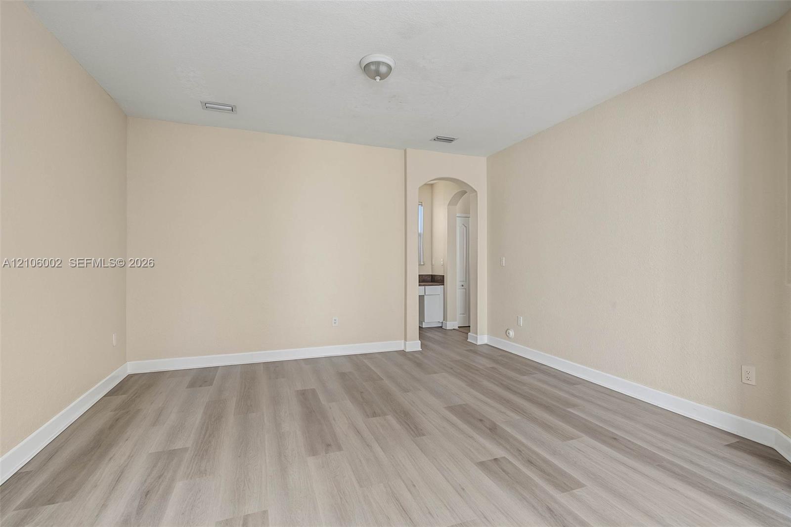 8205 NW 116th Avenue gallery image #12