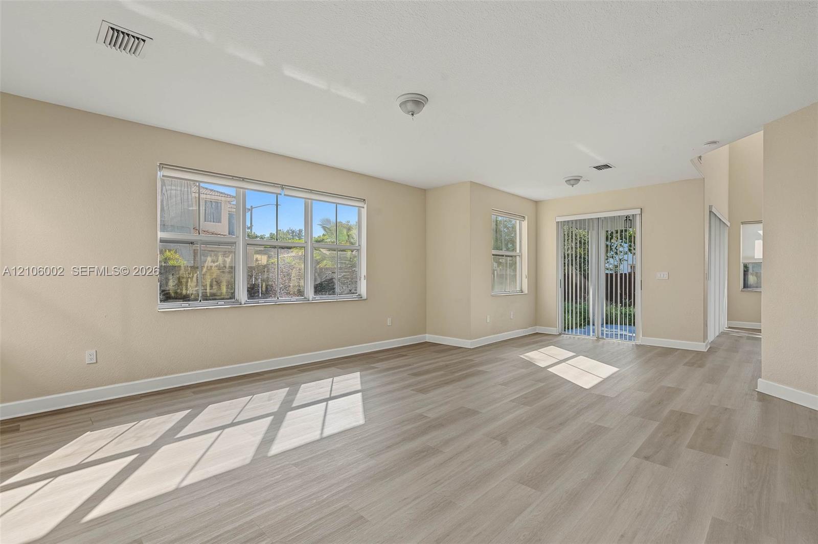 8205 NW 116th Avenue gallery image #13