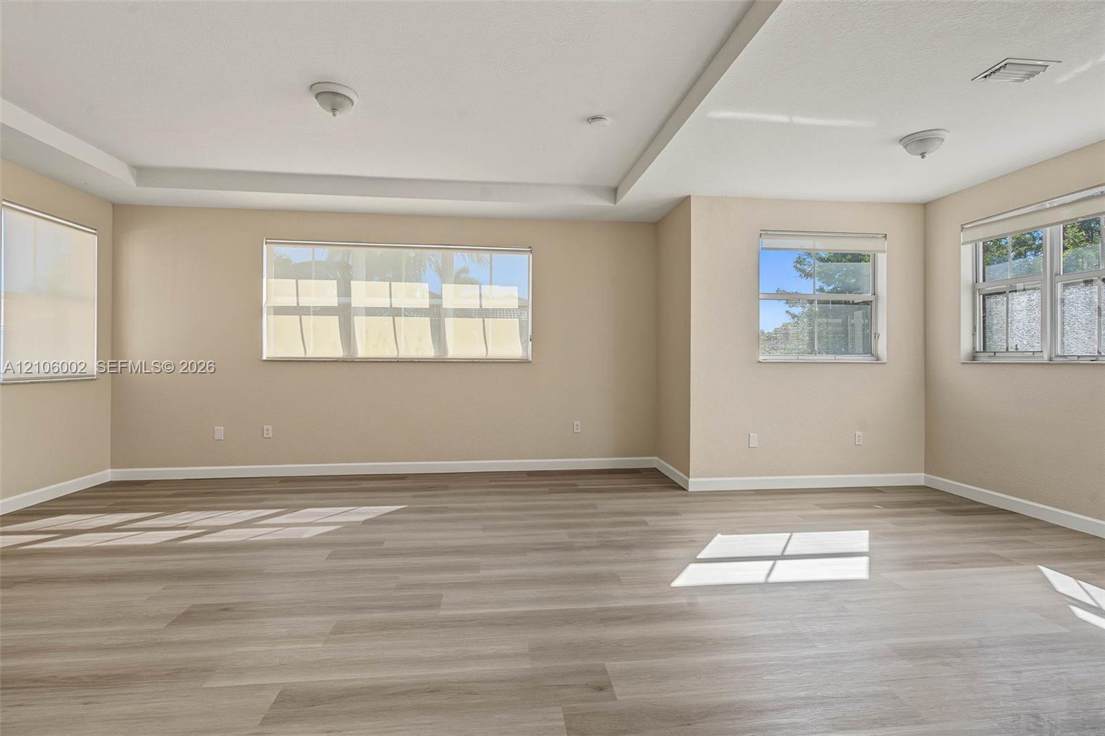 8205 NW 116th Avenue gallery image #17
