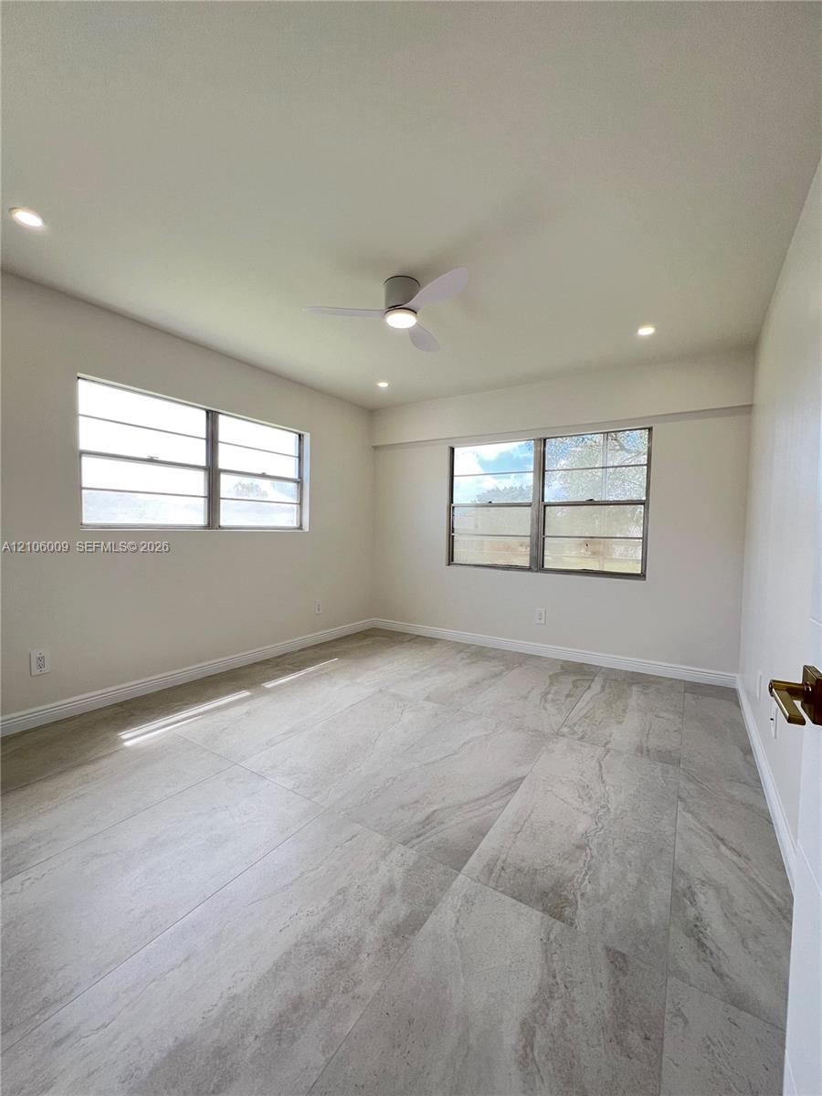 495 Fanshaw L