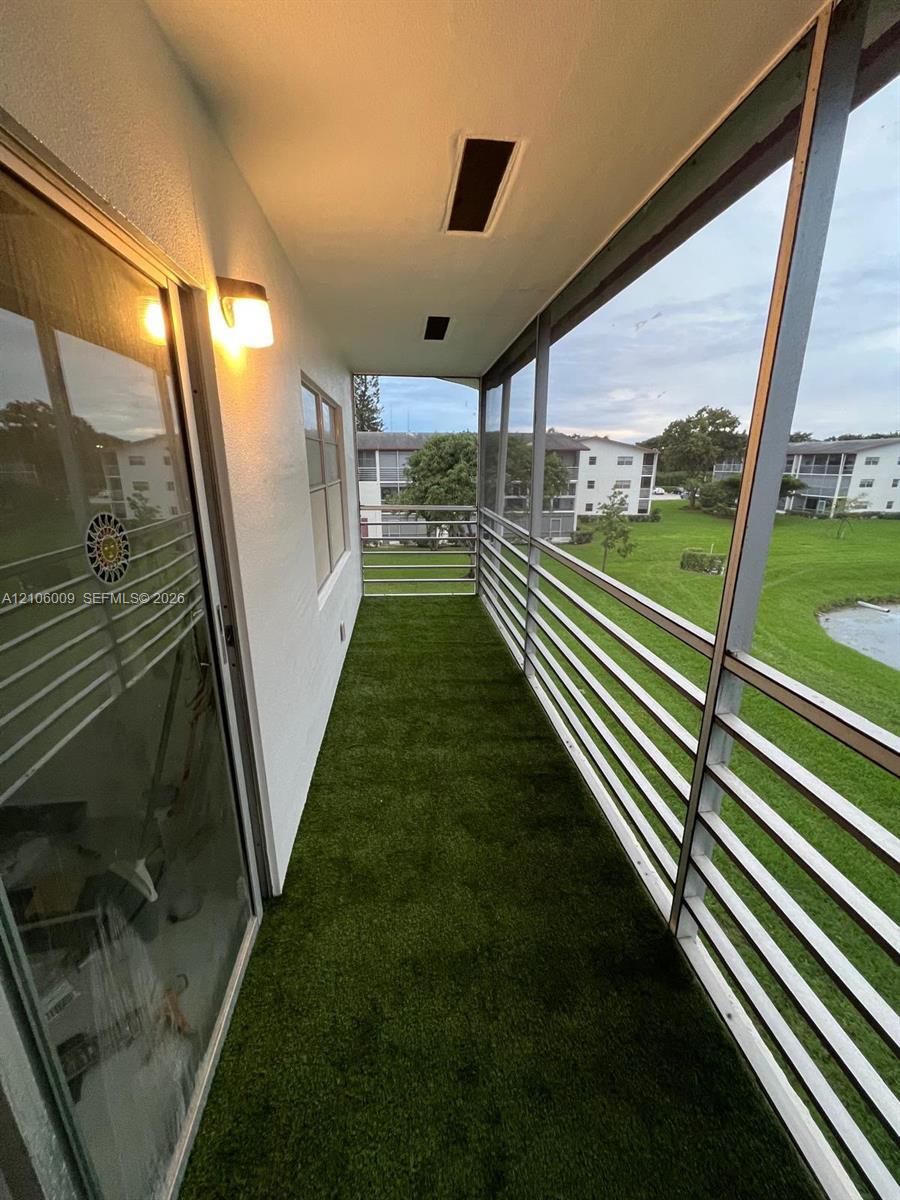 495 Fanshaw L