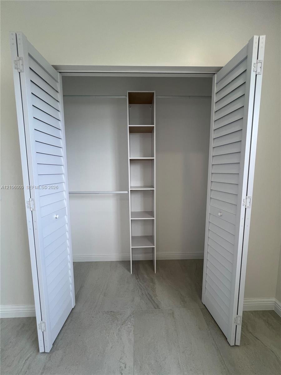 495 Fanshaw L