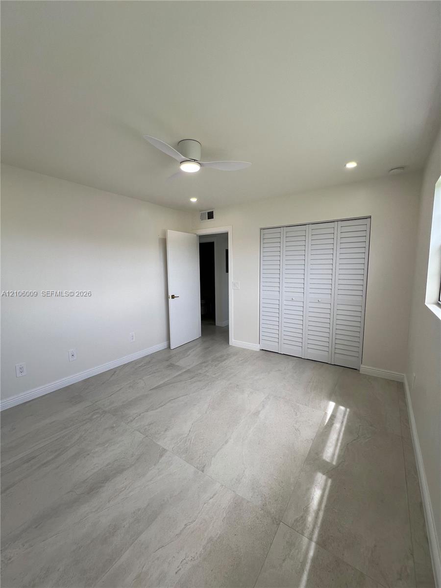 495 Fanshaw L