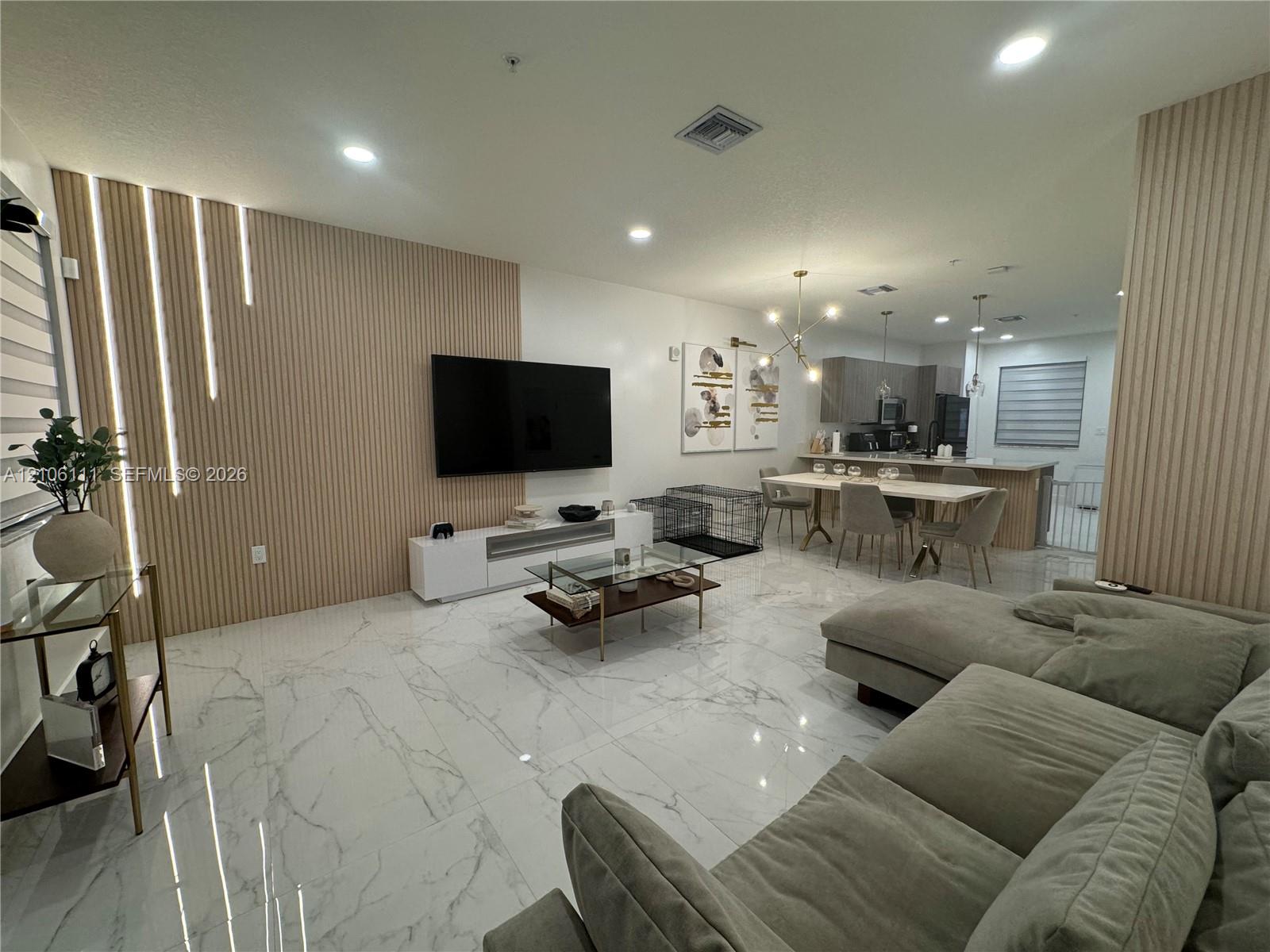 6450 NW 102nd Path gallery image #1