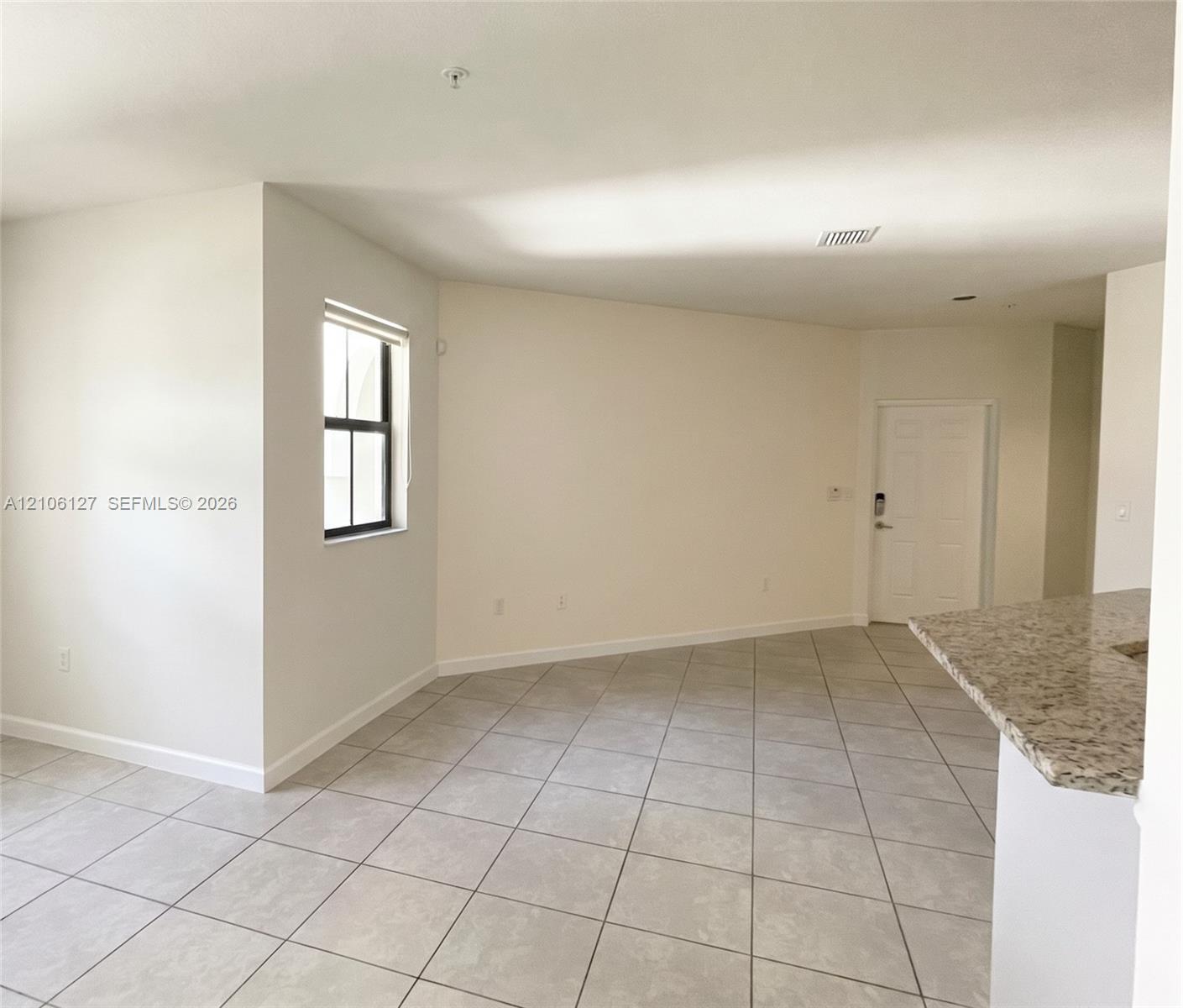 10620 NW 88th Street gallery image #7