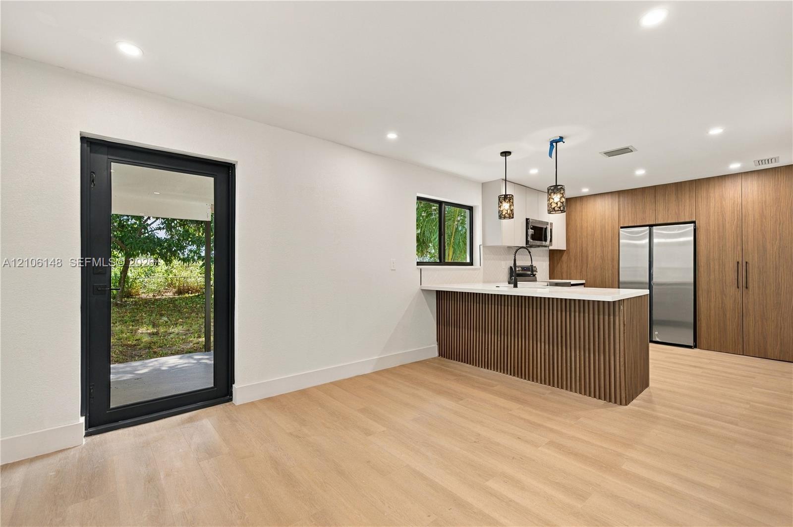 2920 Dorson Way gallery image #8