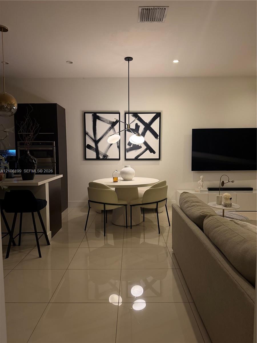 10280 NW 63rd Terrace gallery image #11