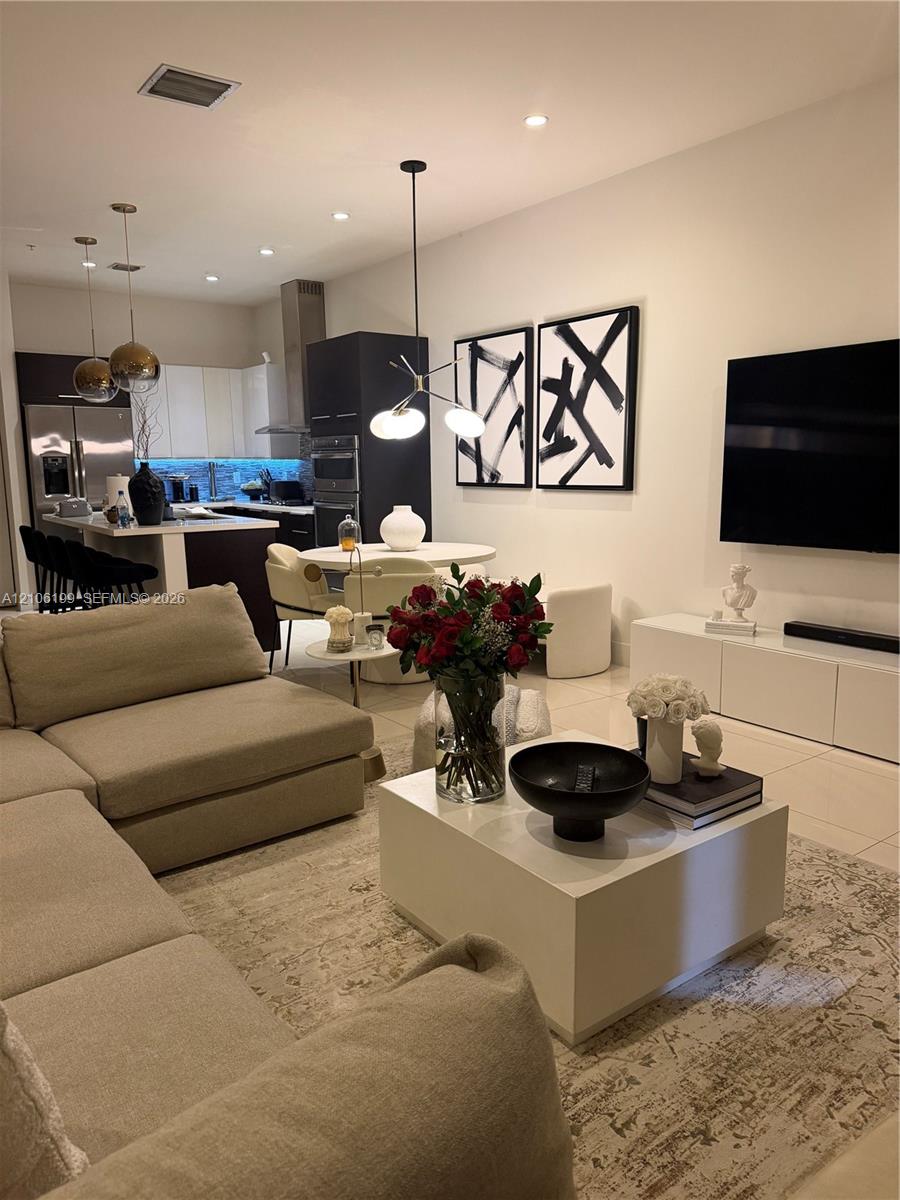 10280 NW 63rd Terrace gallery image #12