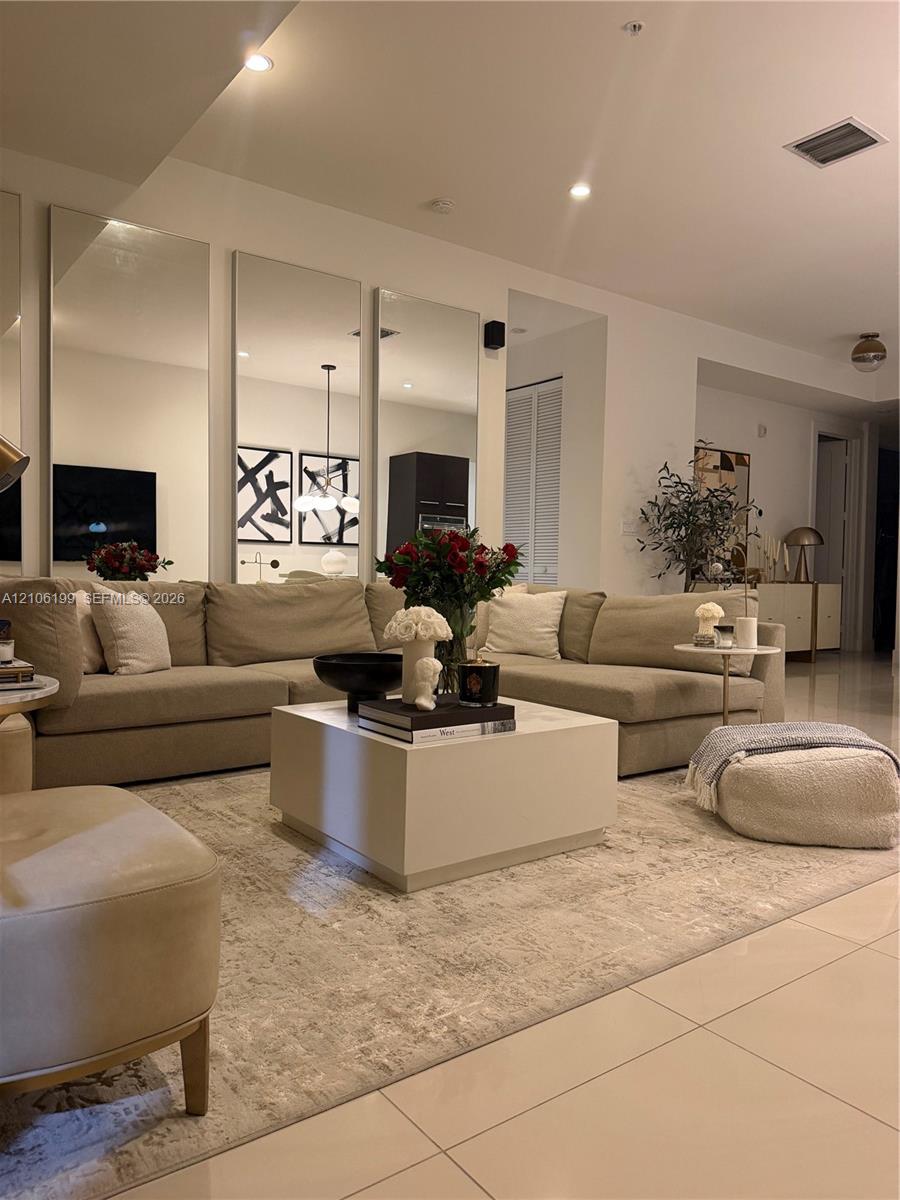 10280 NW 63rd Terrace gallery image #13