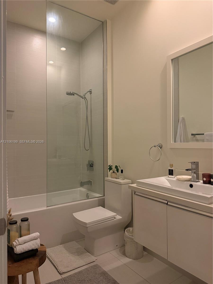 10280 NW 63rd Terrace gallery image #21