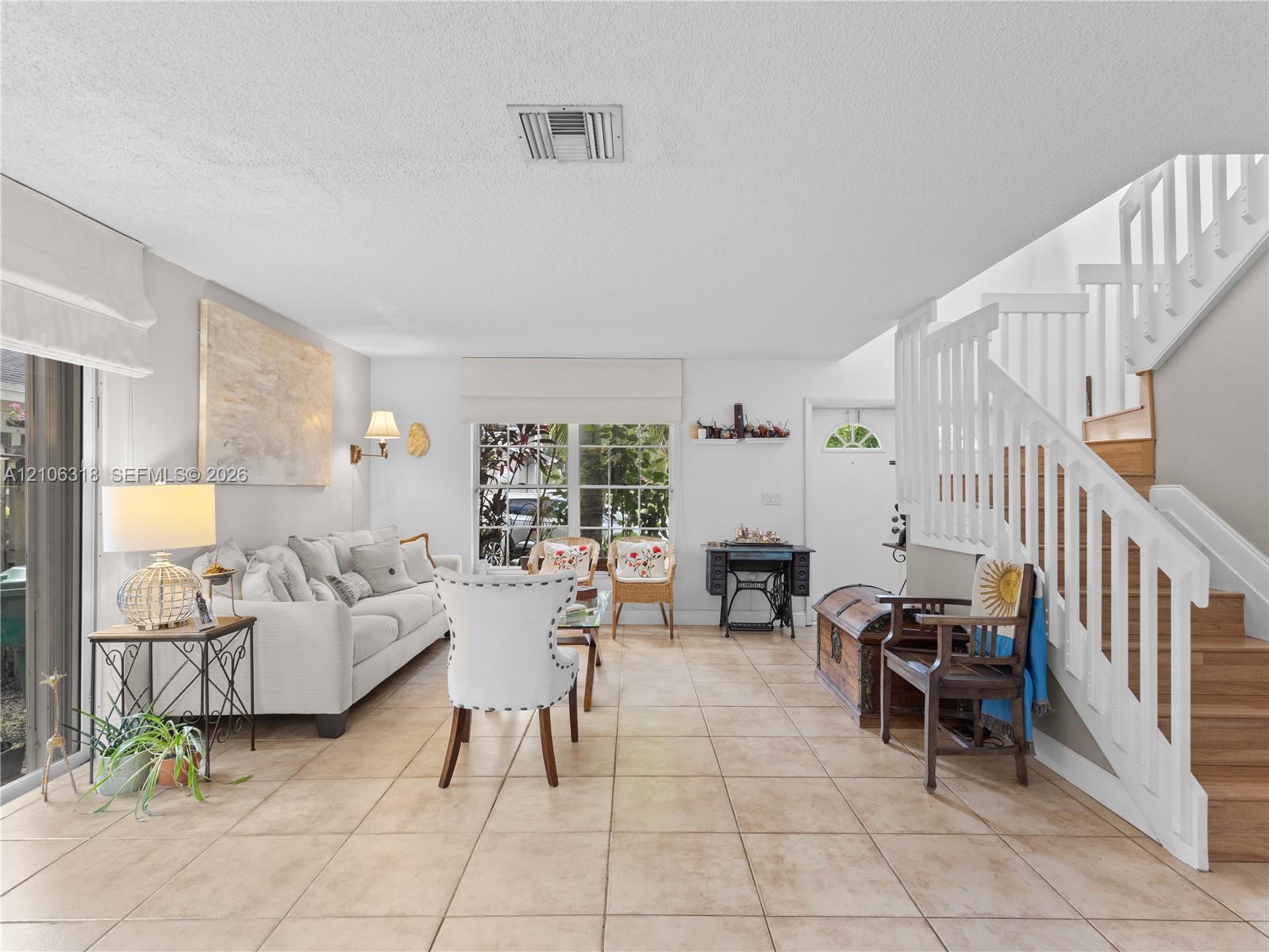 9921 NW 51st Lane gallery image #10