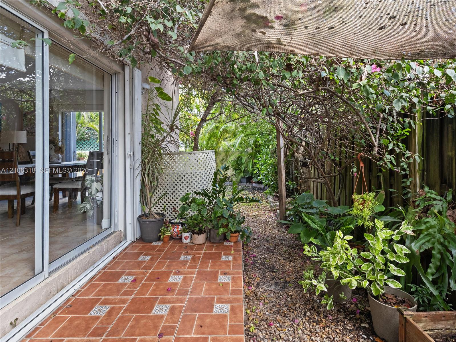 9921 NW 51st Lane gallery image #41