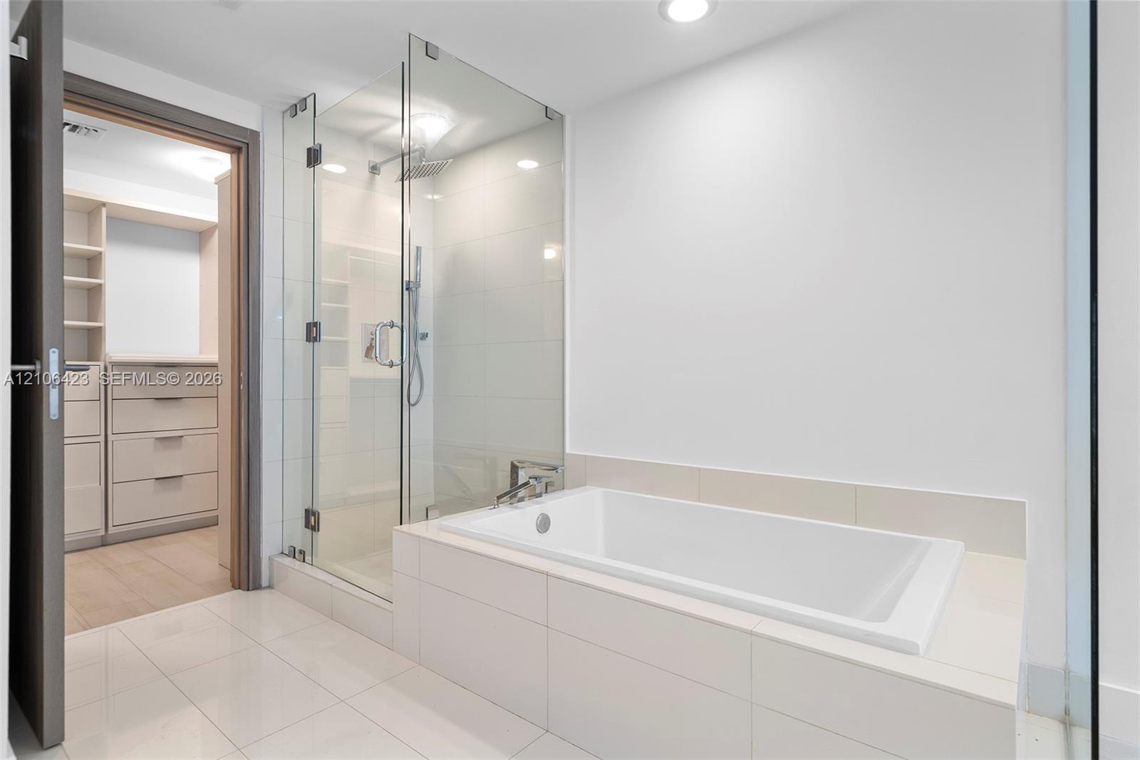 650 NE 32nd Street