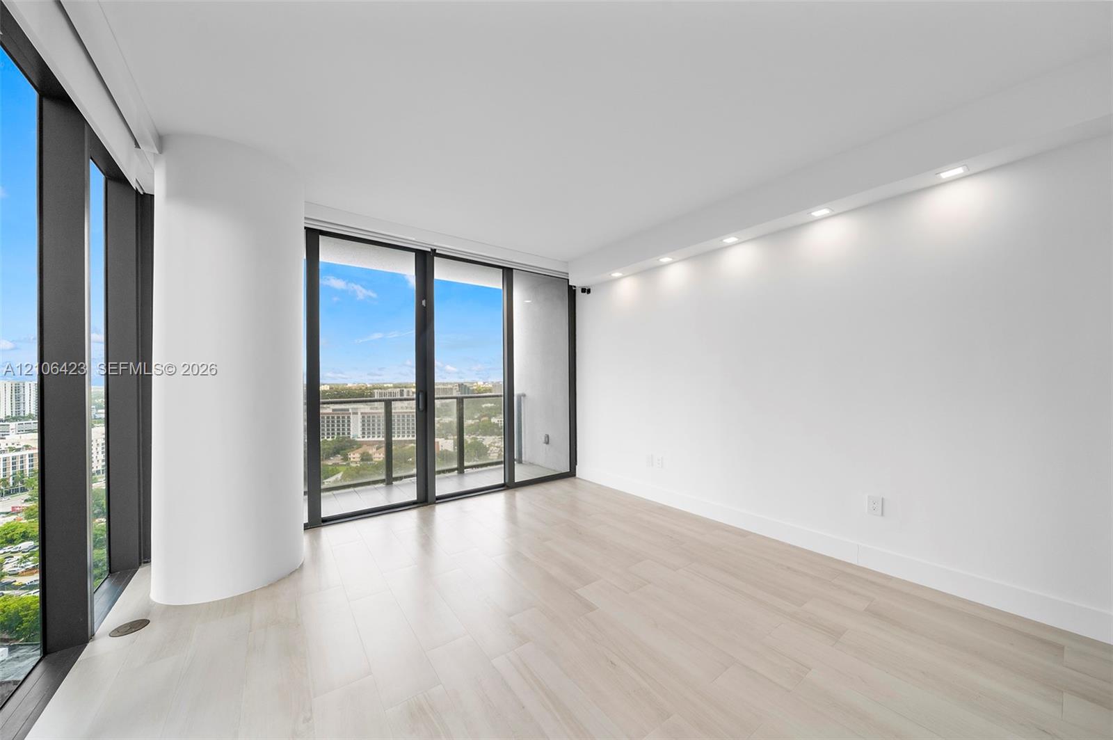 650 NE 32nd Street