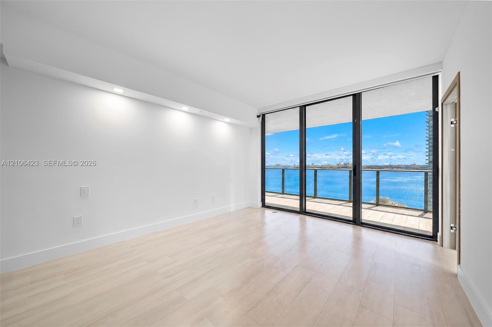 650 NE 32nd Street
