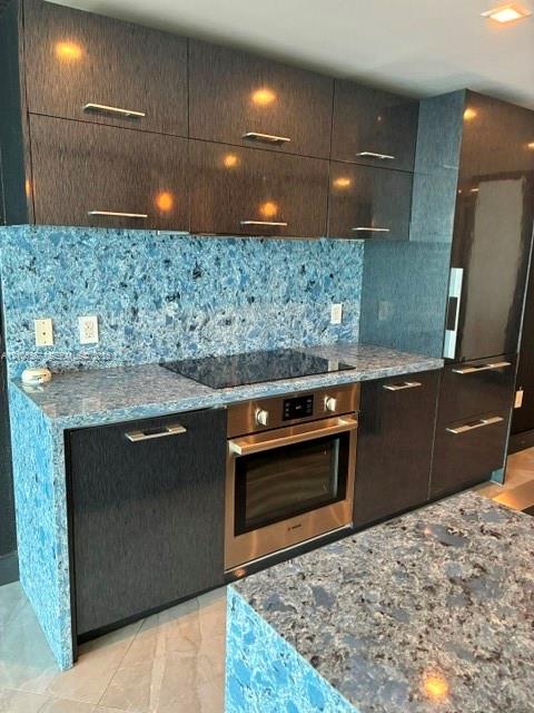 650 NE 32nd Street