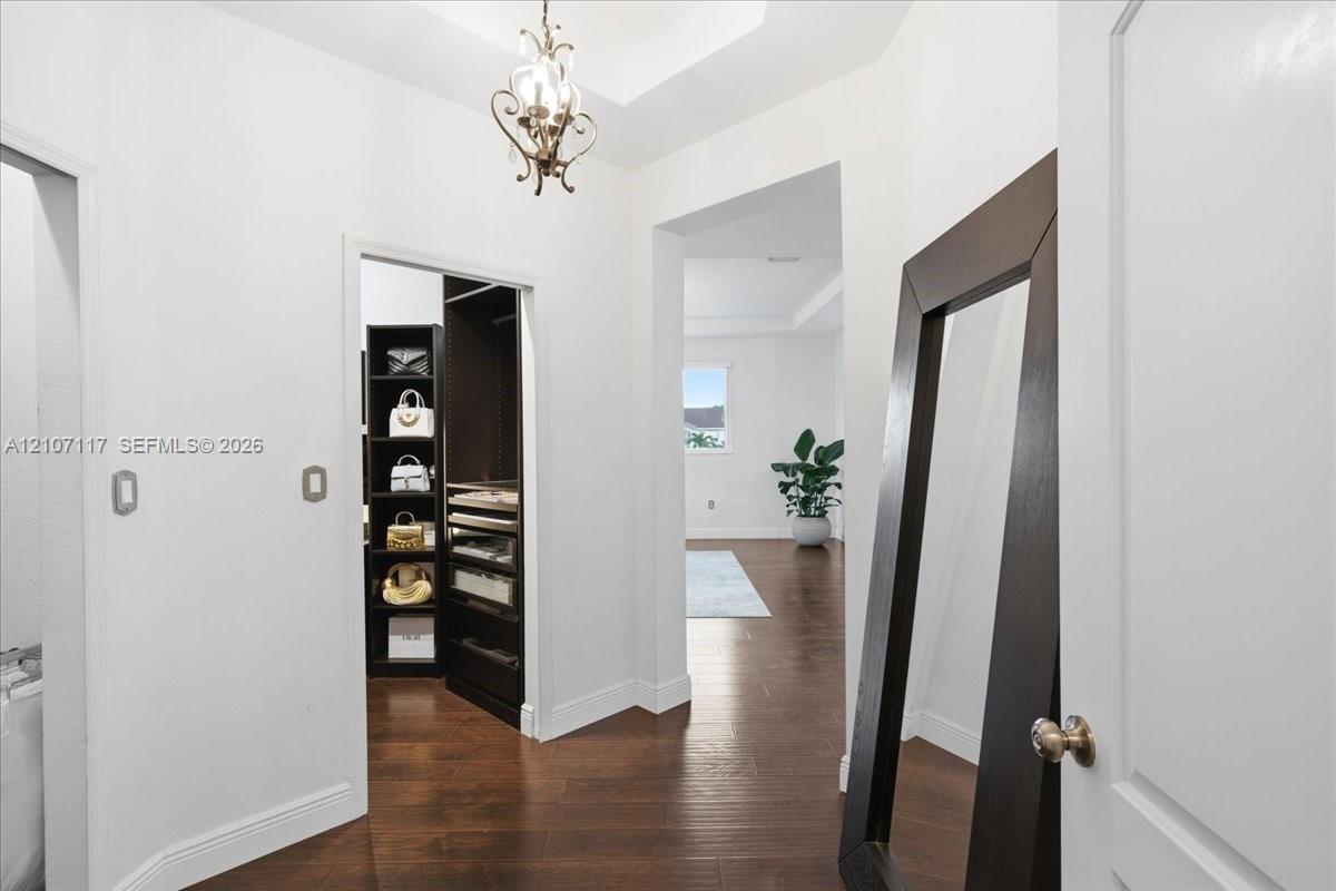 7863 NW 111th Court gallery image #27