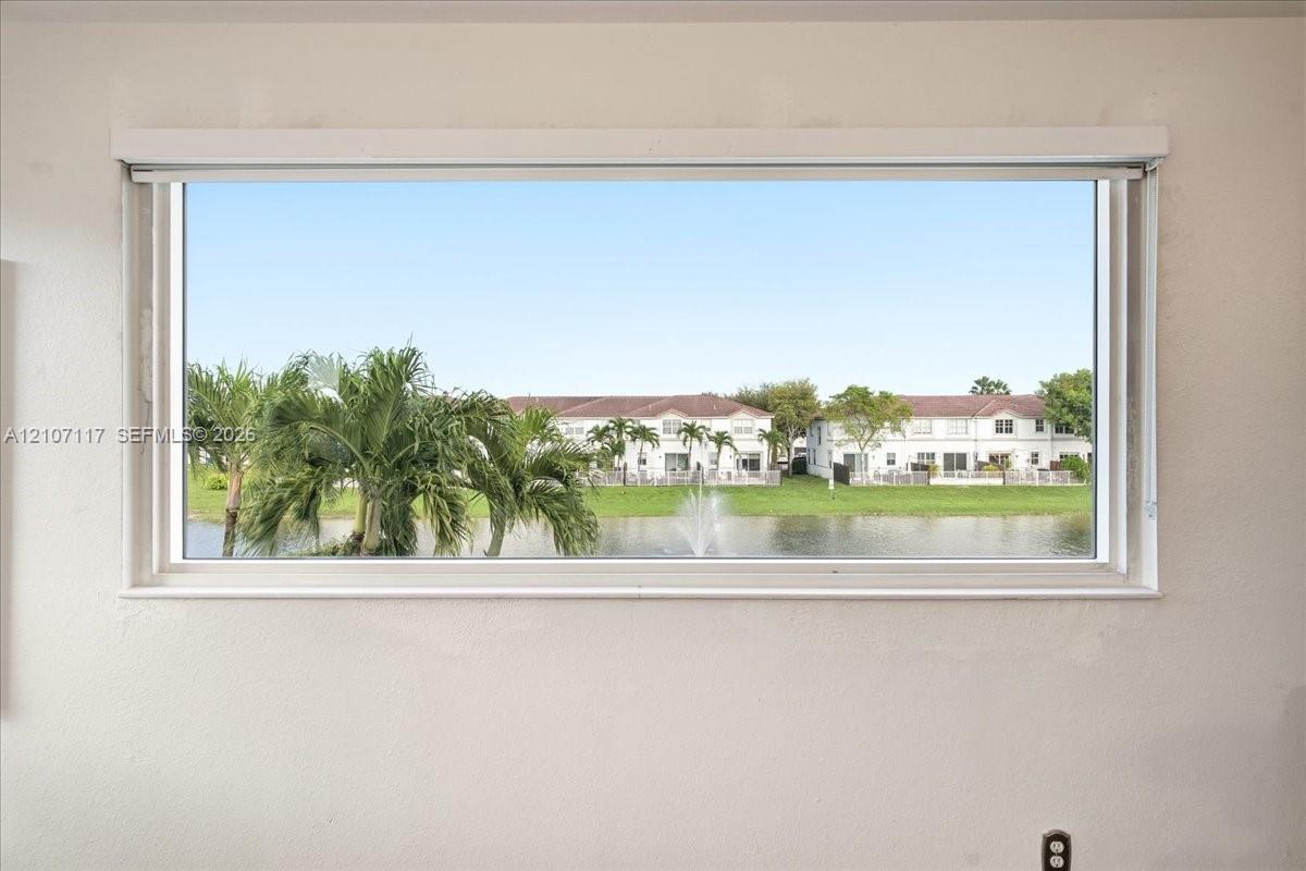 7863 NW 111th Court gallery image #34