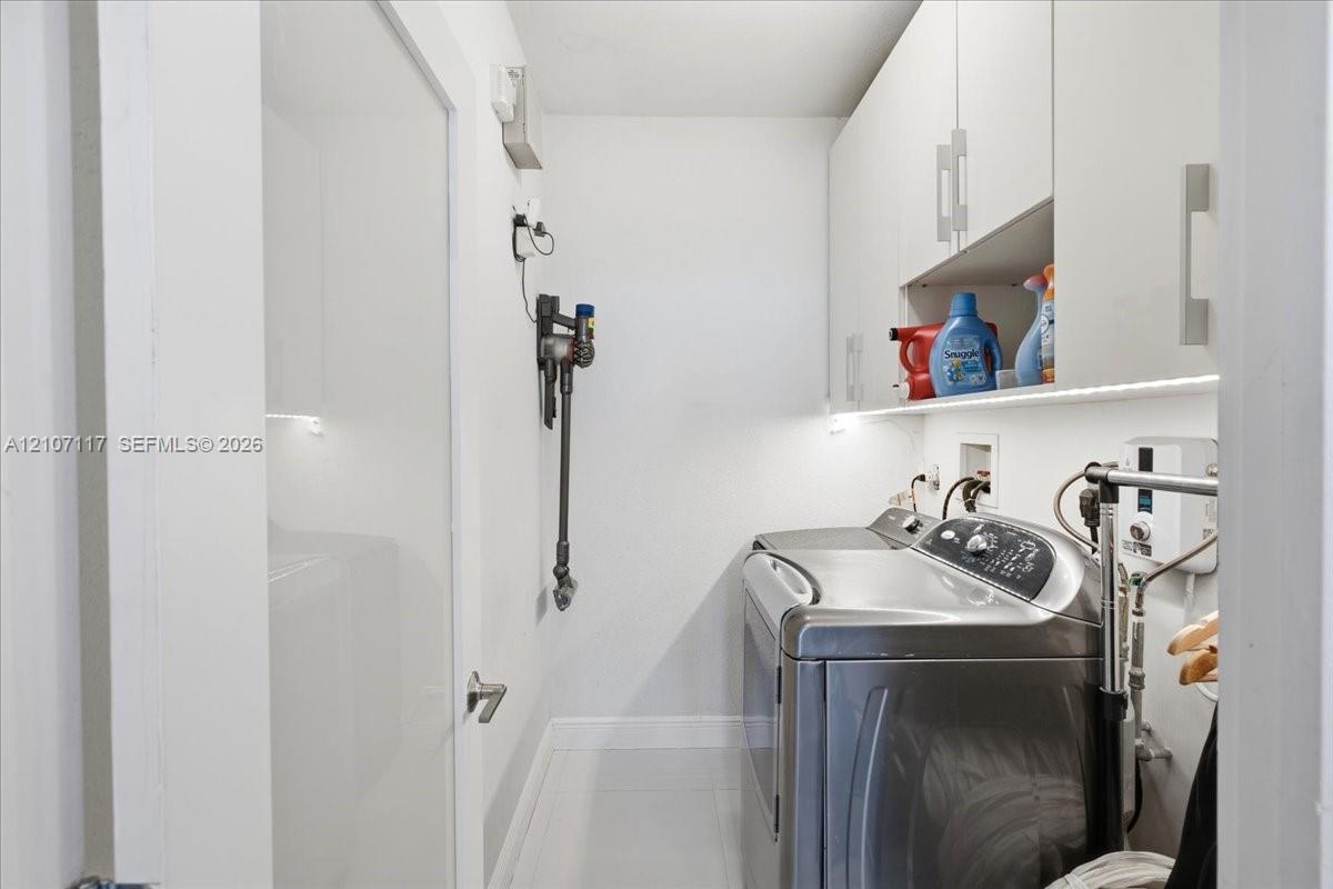 7863 NW 111th Court gallery image #50