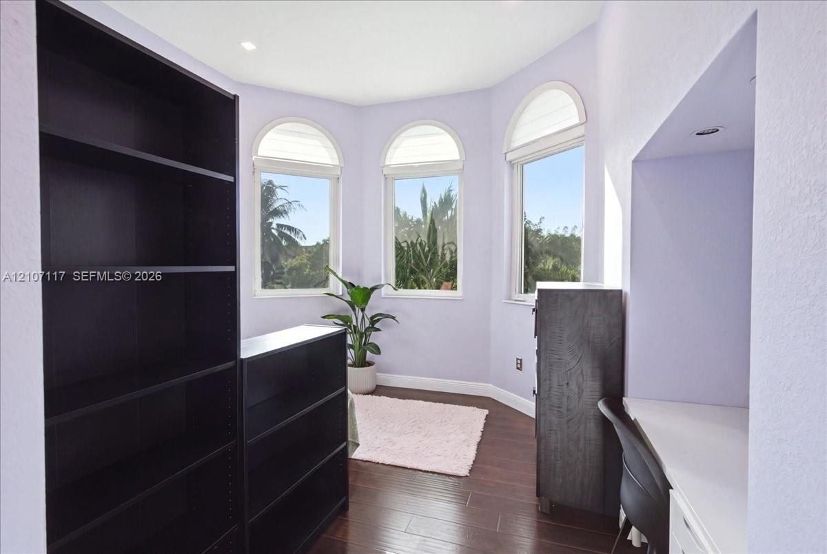 7863 NW 111th Court gallery image #67