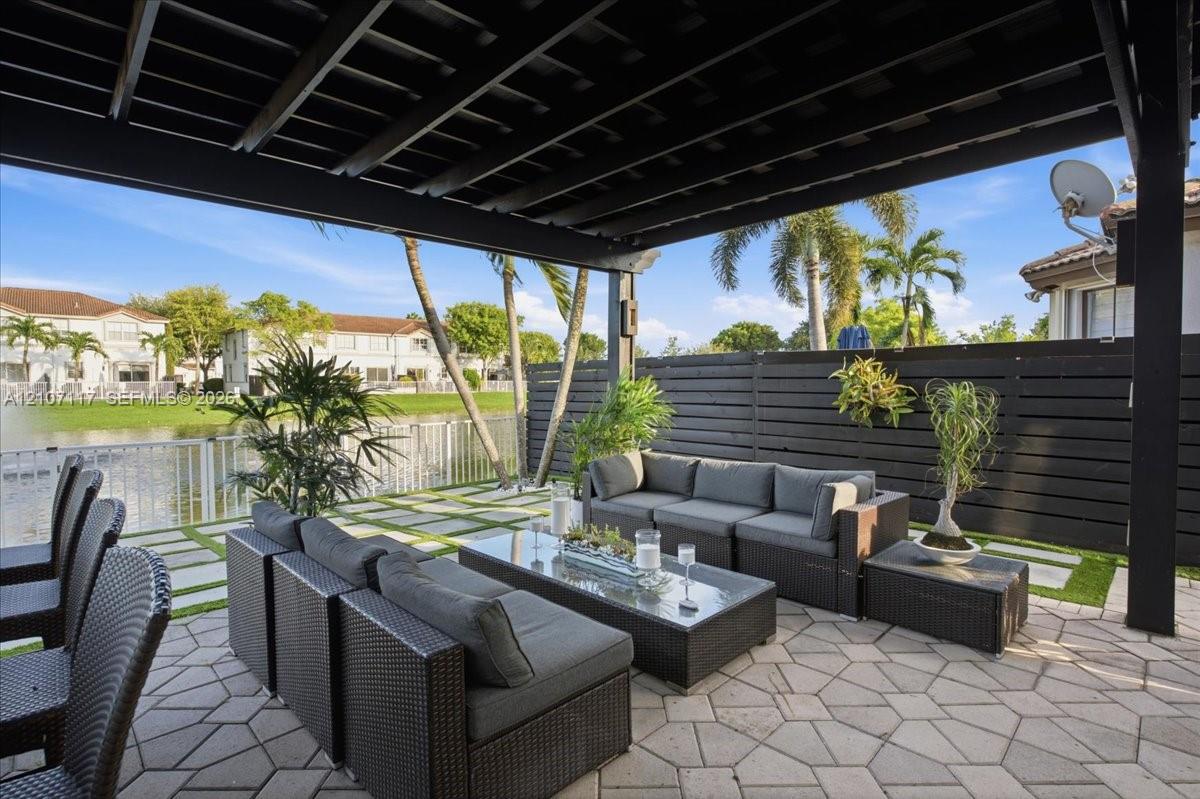 7863 NW 111th Court gallery image #7