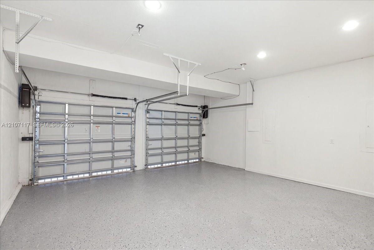 7863 NW 111th Court gallery image #72