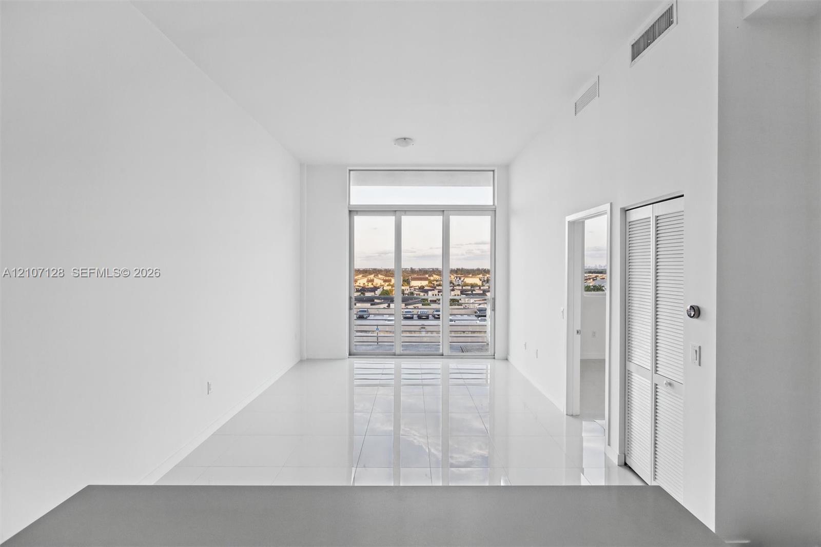 7875 NW 107th Avenue gallery image #12
