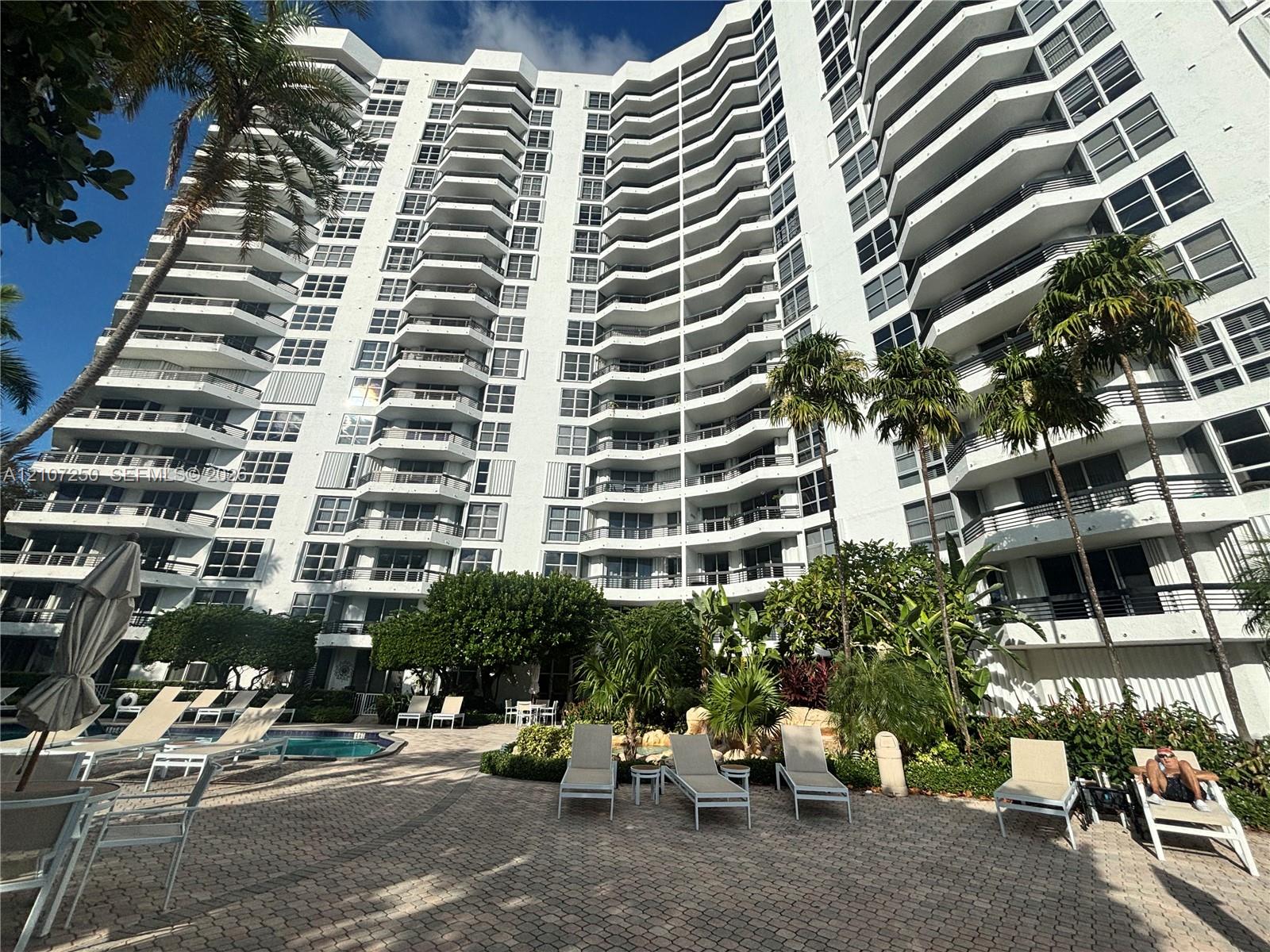 3600 Mystic Pointe Drive
