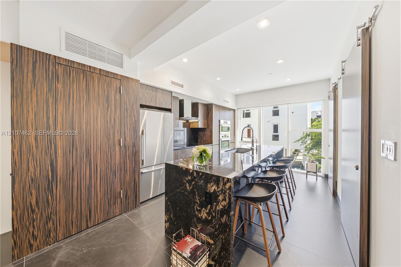 455 NE 39th Street