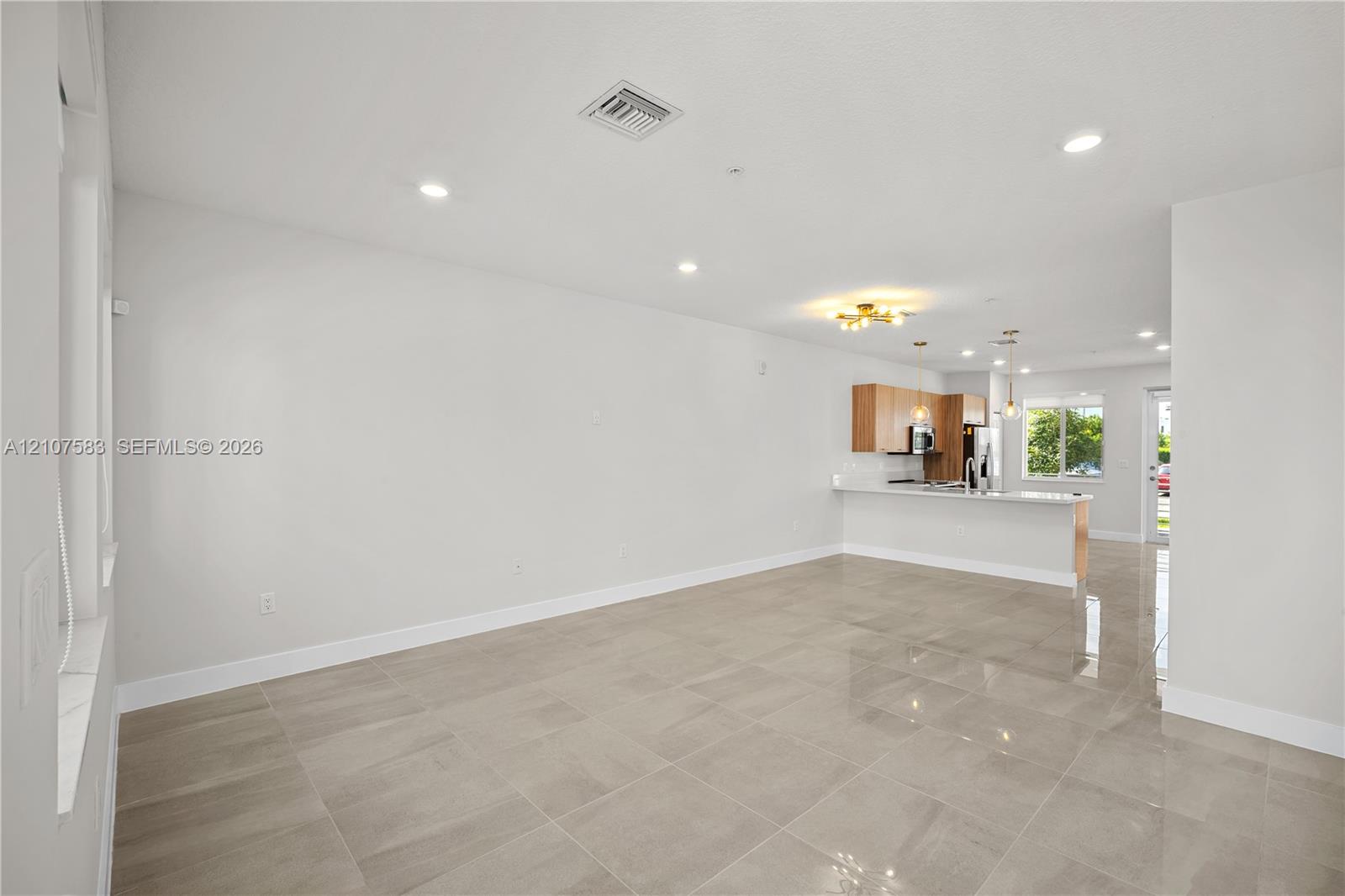 10270 NW 66th Street gallery image #10