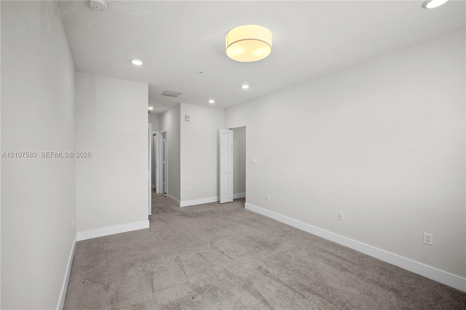 10270 NW 66th Street gallery image #15