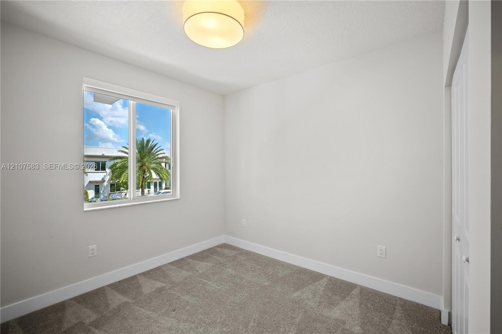 10270 NW 66th Street gallery image #18