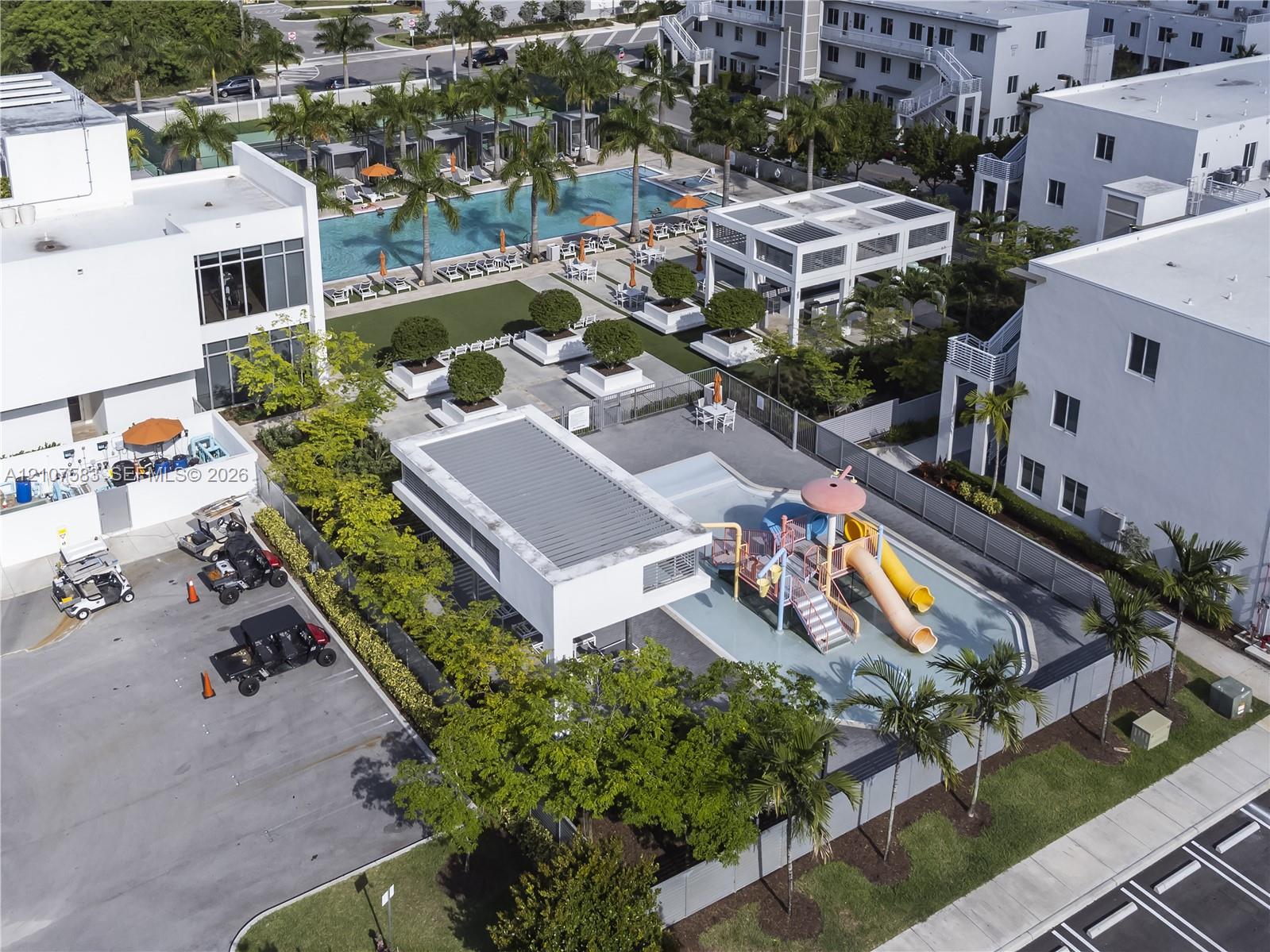 10270 NW 66th Street gallery image #27