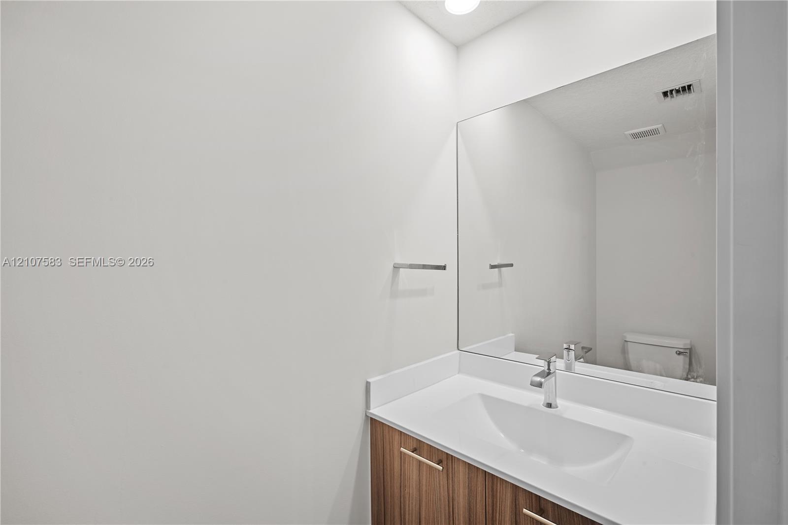 10270 NW 66th Street gallery image #5