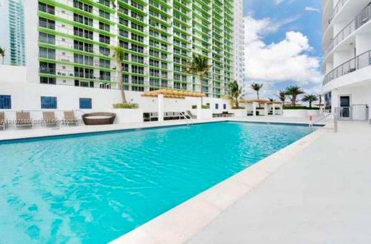 1750 N Bayshore Drive