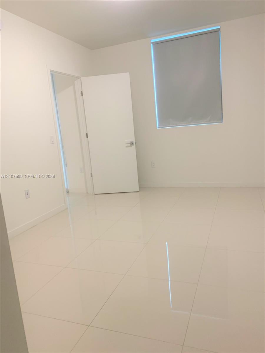 7875 NW 107th Avenue gallery image #11